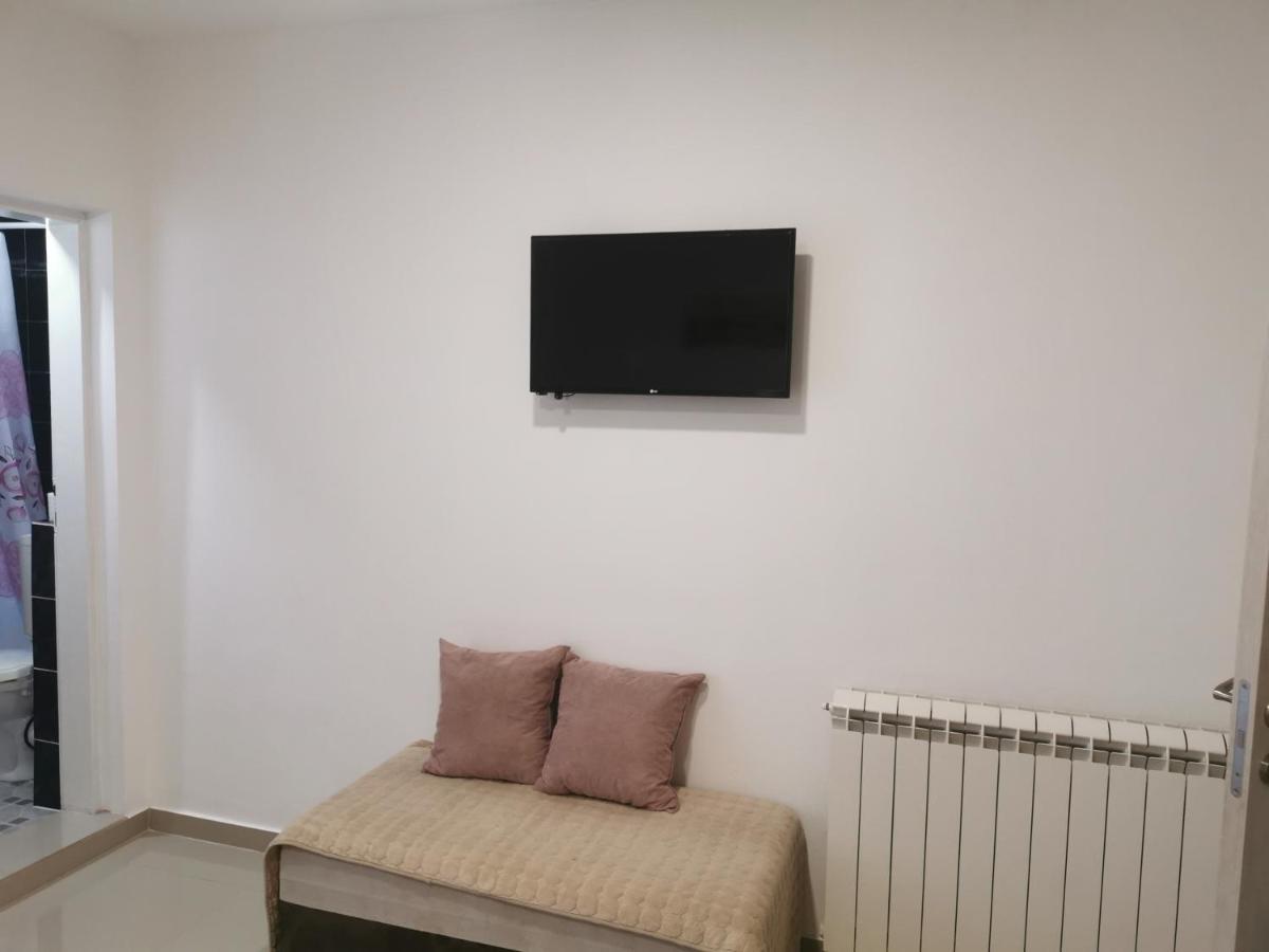 Apartments Familia ブドヴァ エクステリア 写真