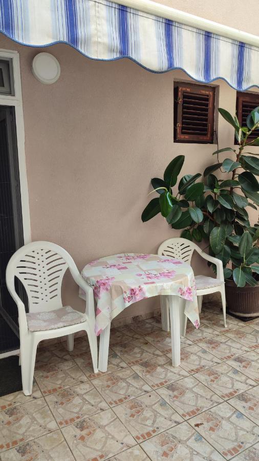 Apartments Familia ブドヴァ エクステリア 写真