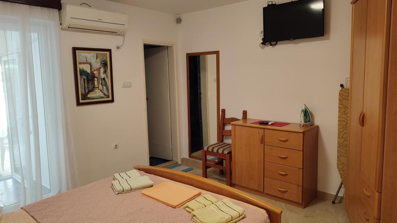 Apartments Familia ブドヴァ エクステリア 写真