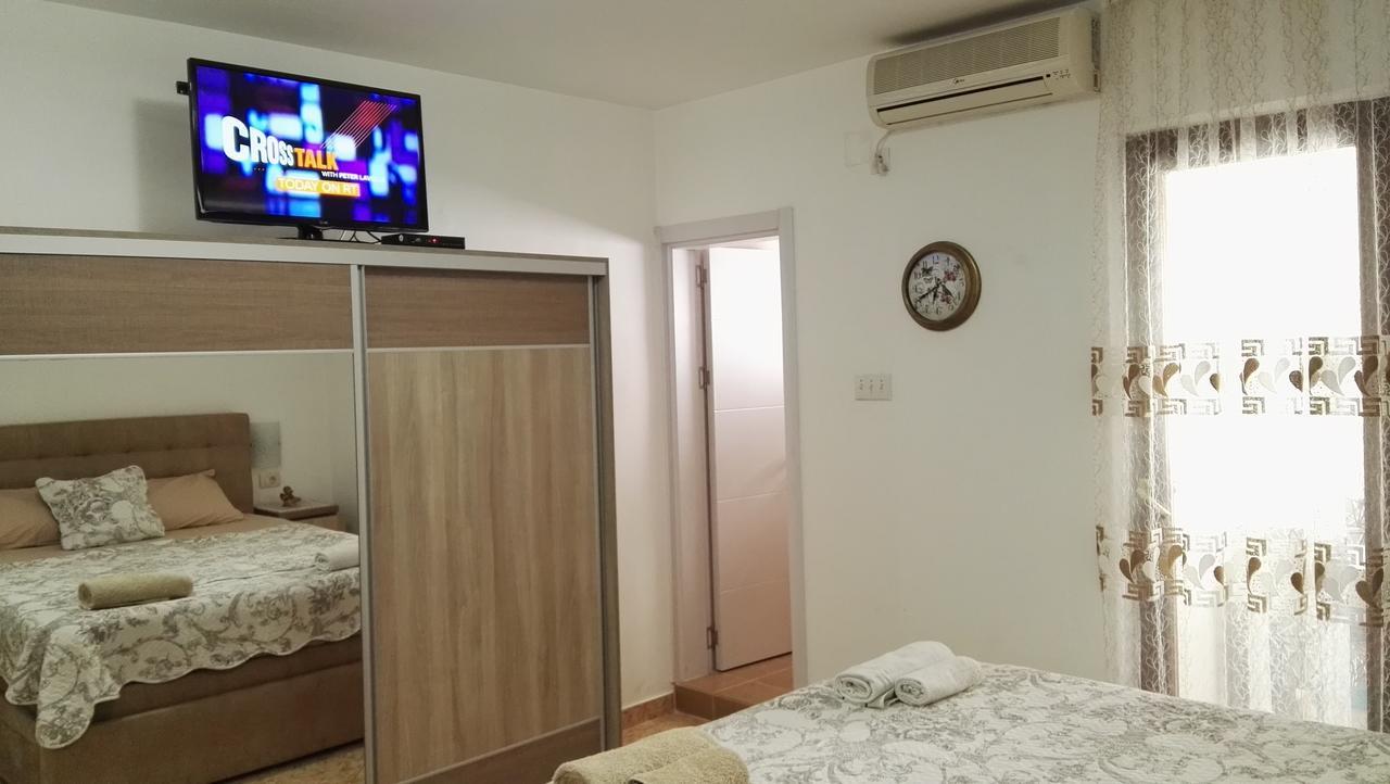 Apartments Familia ブドヴァ エクステリア 写真